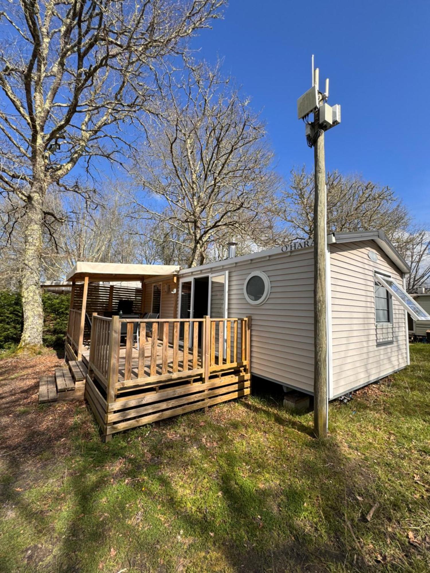 Aureilhan  Mobil Home Du Lac - Camping 4 Etoiles מראה חיצוני תמונה